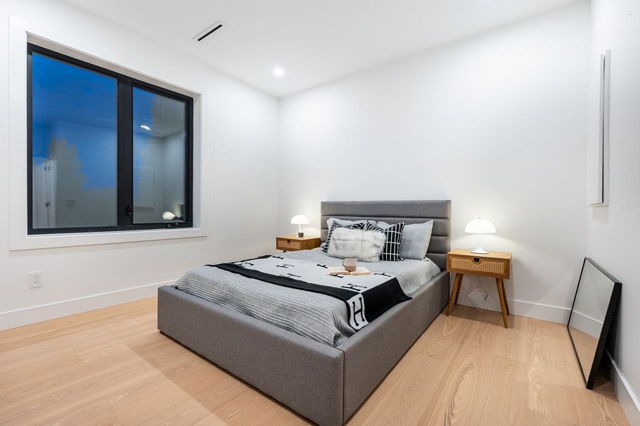 4675 St. George Street Vancouver, BC - 16