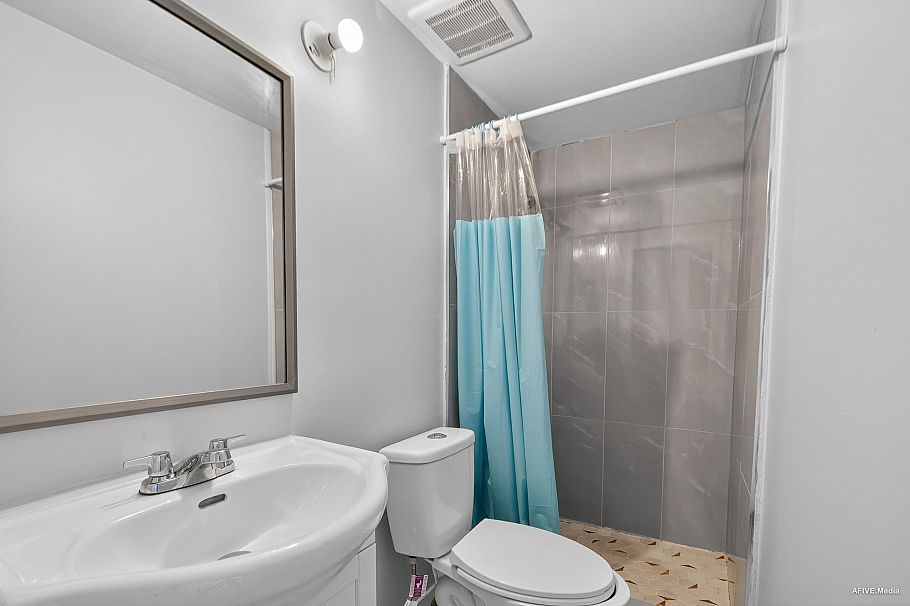 7561 Angus Drive Vancouver, BC - 29