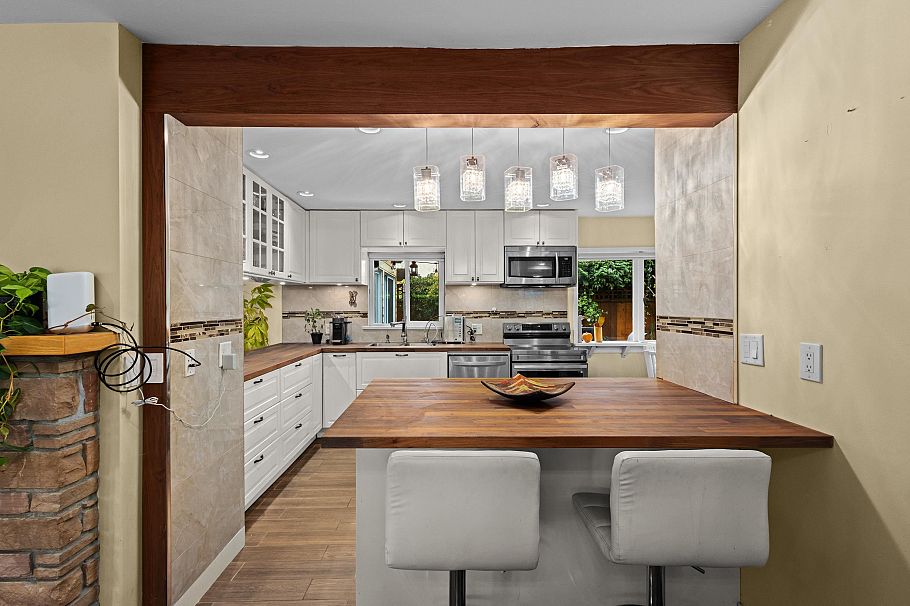 3440 Bluebonnet Road North Vancouver, BC - 12