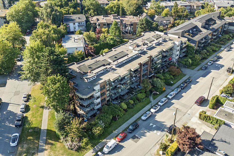 302 2366 Wall Street Vancouver, BC - 32