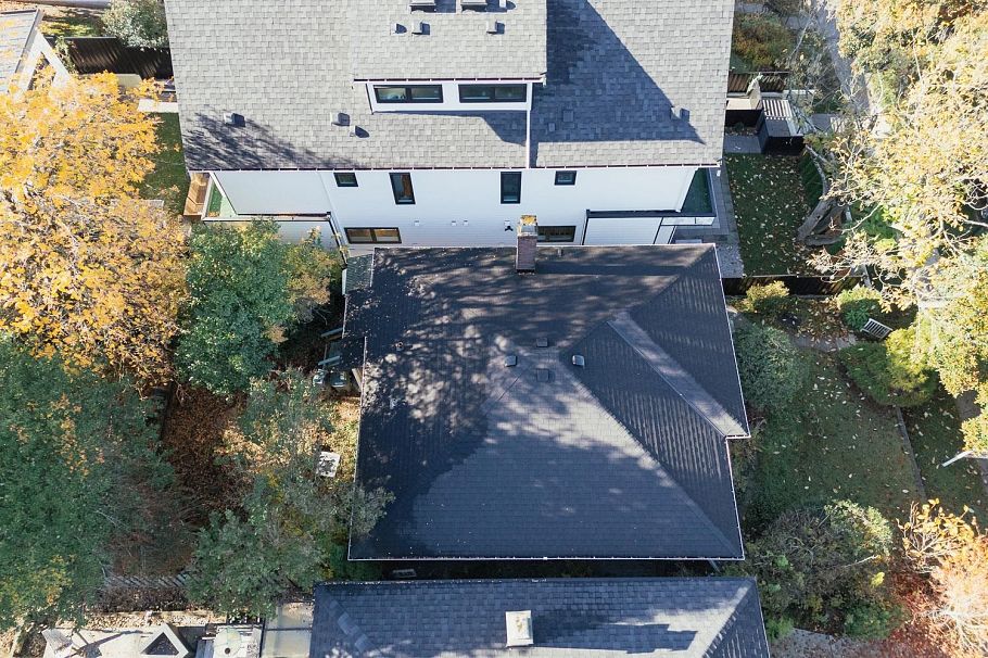 2616 E 4th Avenue Vancouver, BC - 11