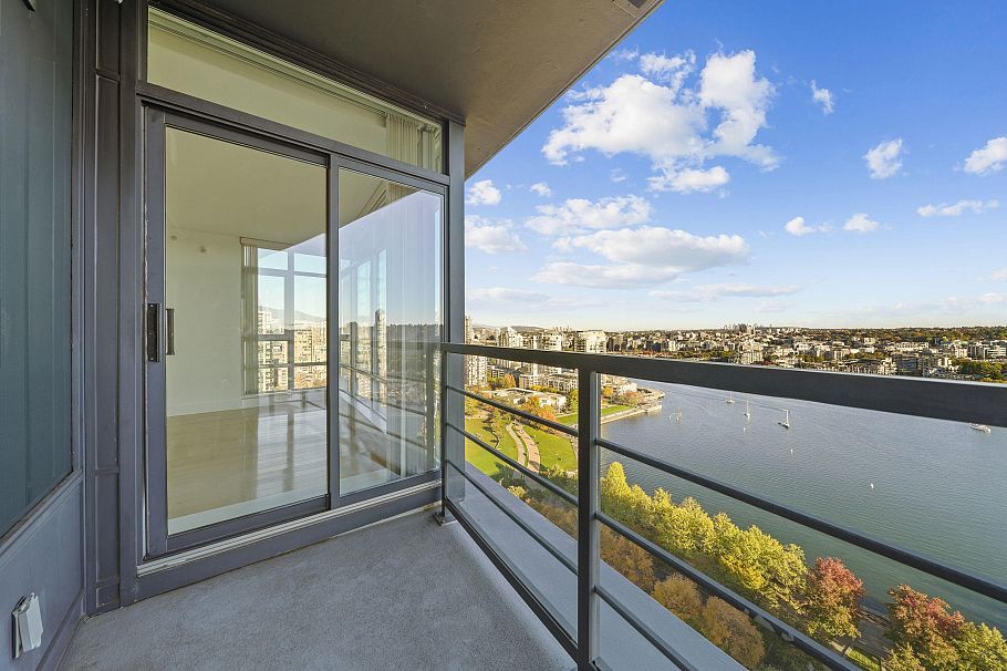 2503 1483 Homer Street Vancouver, BC - 3