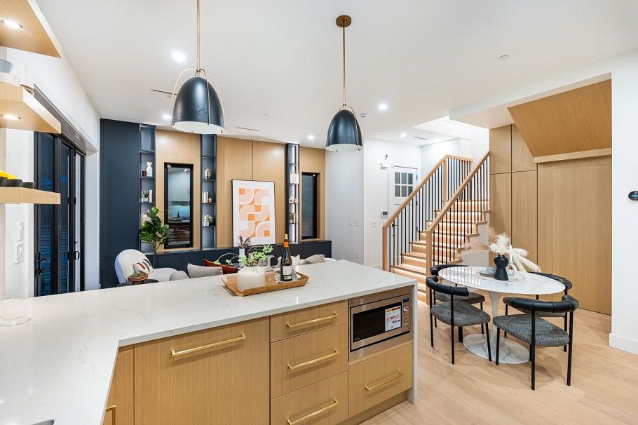 4675 St. George Street Vancouver, BC - 11