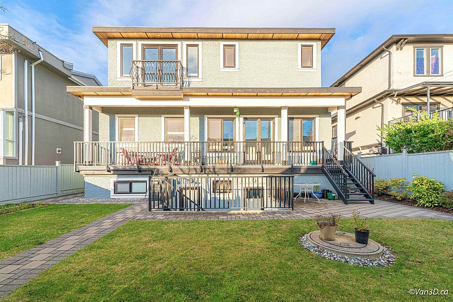146 W 40th Avenue Vancouver, BC - 20
