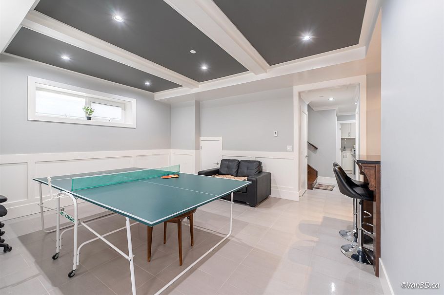 146 W 40th Avenue Vancouver, BC - 19