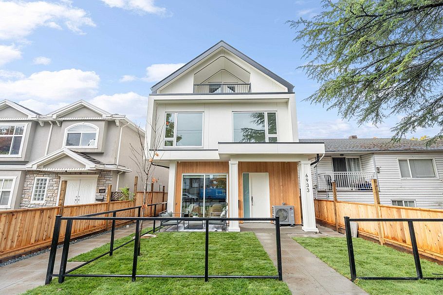 1 6933 Prince Edward Street Vancouver, BC - 40