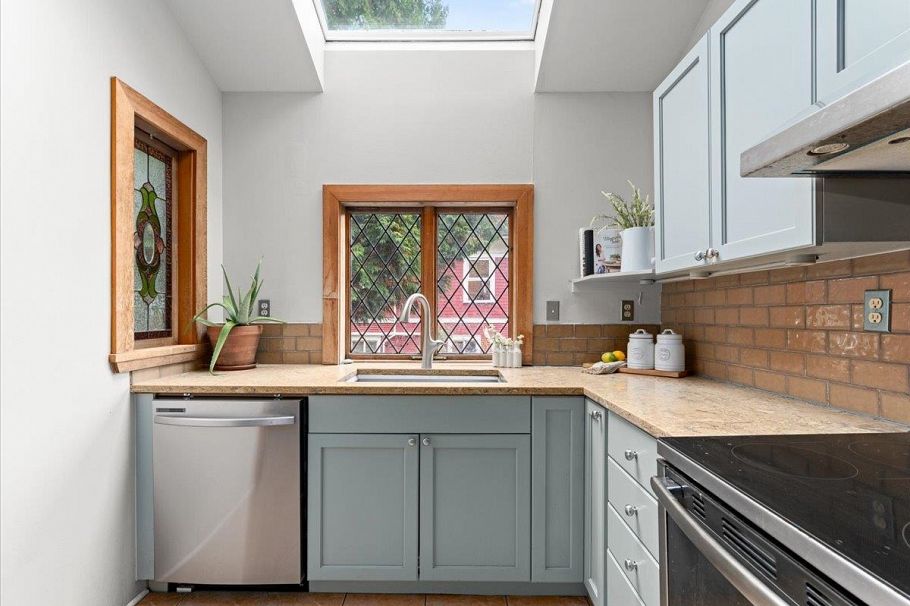 2648 Templeton Drive Vancouver, BC - 11