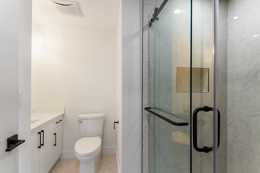 1924 William Street Vancouver, BC - 13