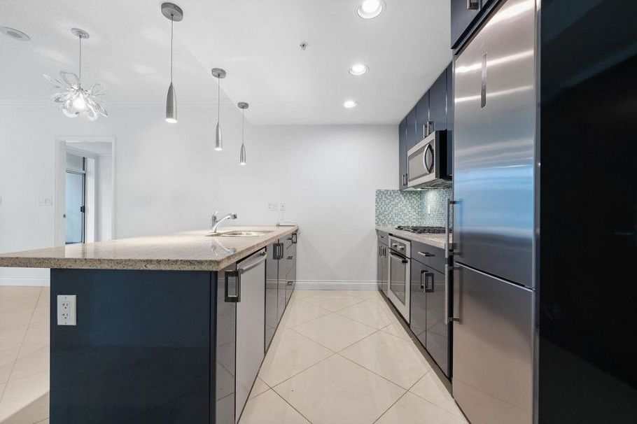 403 162 Victory Ship Way North Vancouver, BC - 10