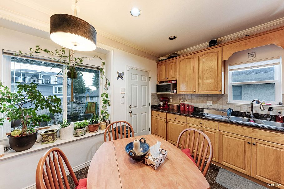 5093 Highgate Street Vancouver, BC - 11