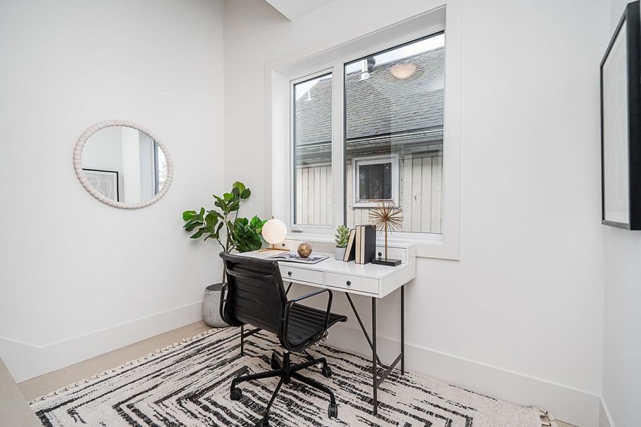 1 2460 Adanac Street Vancouver, BC - 22