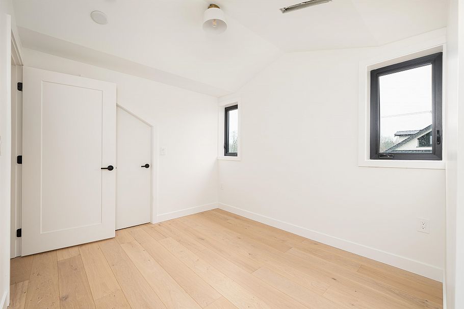 8088 Laurel Street Vancouver, BC - 15