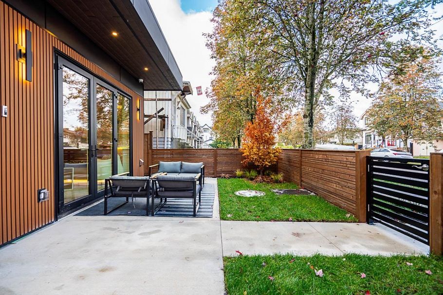 1 2460 Adanac Street Vancouver, BC - 2