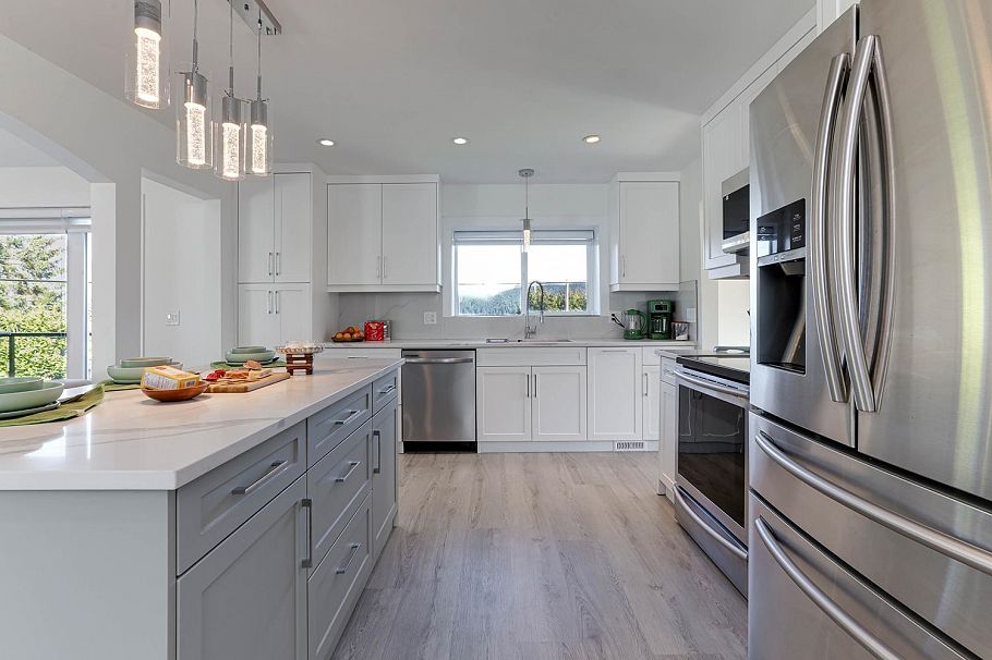 4254 Caddy Road North Vancouver, BC - 16