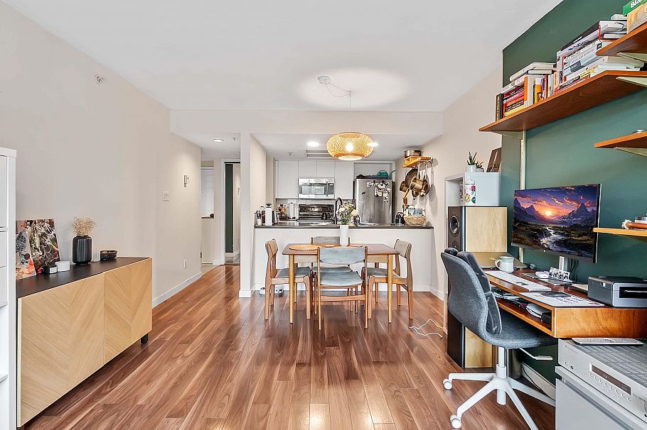 404 1159 Main Street Vancouver, BC - 5