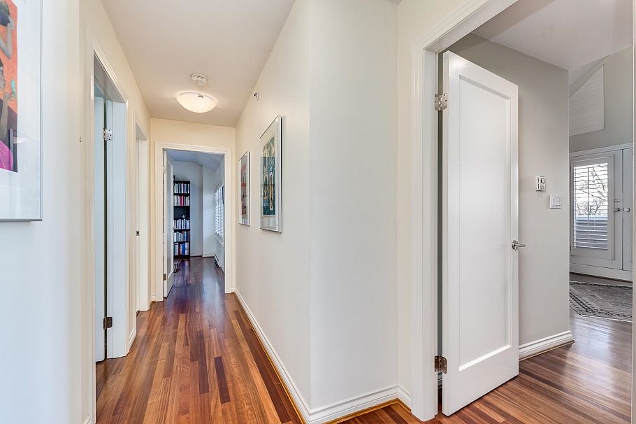 2352 W 7th Avenue Vancouver, BC - 15