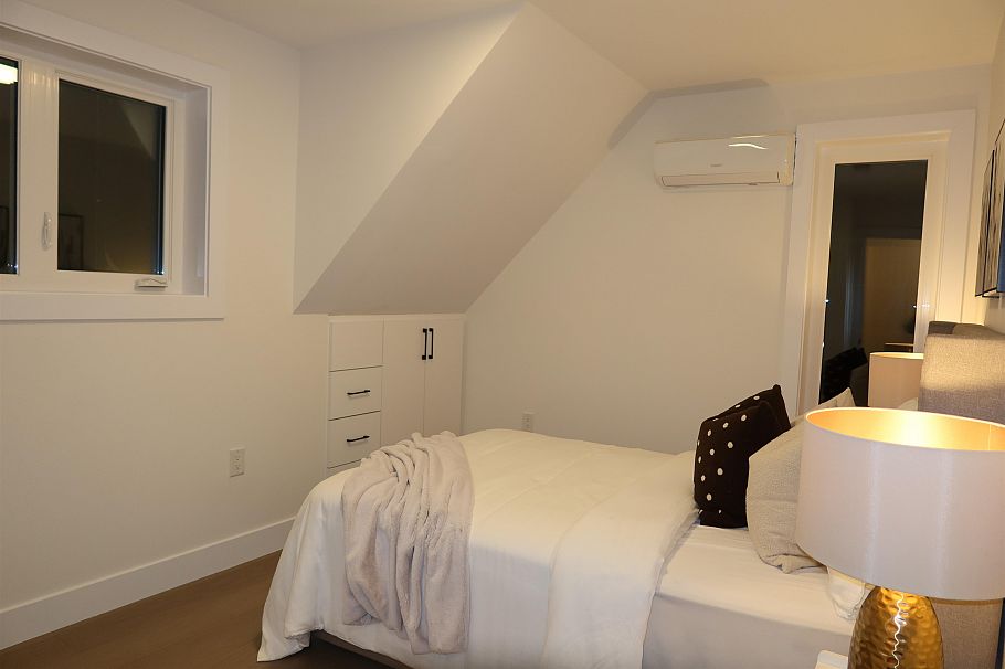 1926 William Street Vancouver, BC - 32