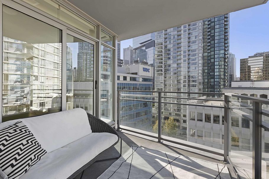 1505 1205 W Hastings Street Vancouver, BC - 9