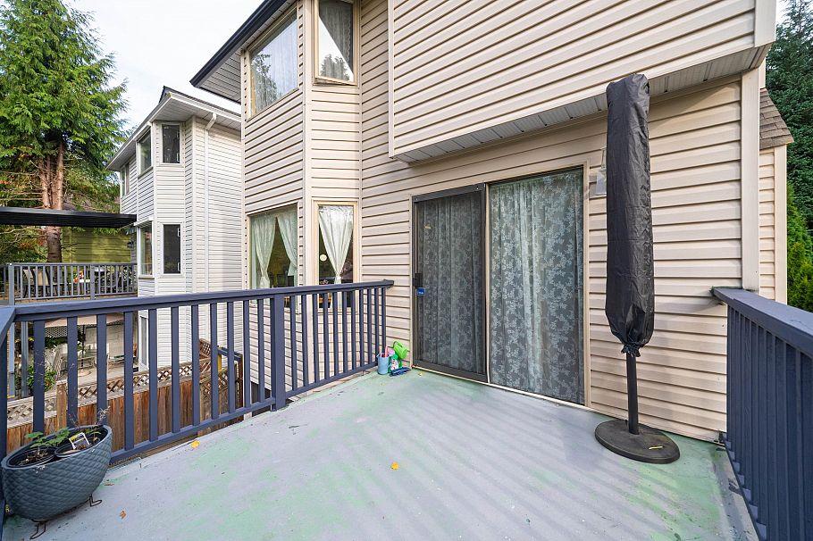 1931 Westview Drive North Vancouver, BC - 30