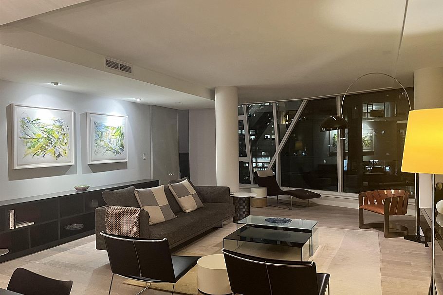 901 1409 W Pender Street Vancouver, BC - 22