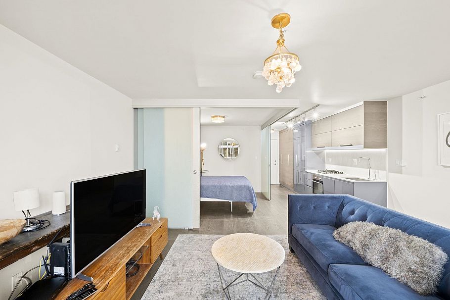 702 189 KEEFER STREET, Vancouver BC V6A 0C8 Vancouver, BC - 10