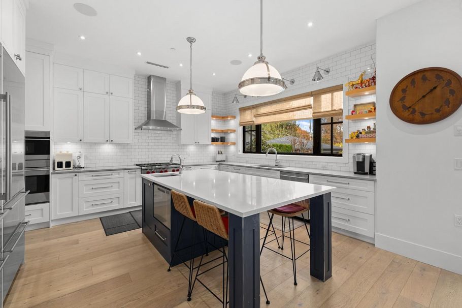 3363 W 15th Avenue Vancouver, BC - 7