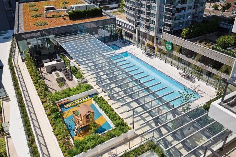 1004 135 E 13th Street North Vancouver, BC - 15