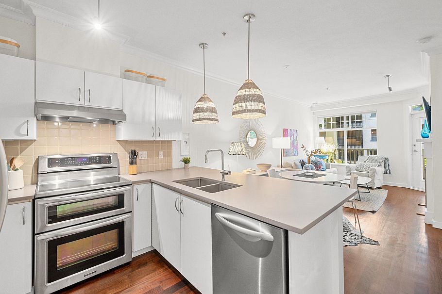 207 1388 Nelson Street Vancouver, BC - 6