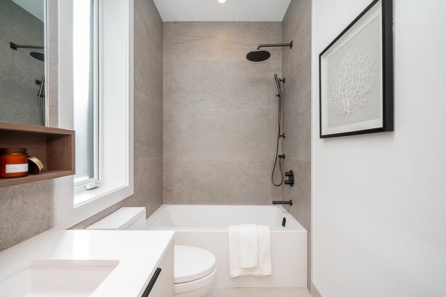 1 2460 Adanac Street Vancouver, BC - 20