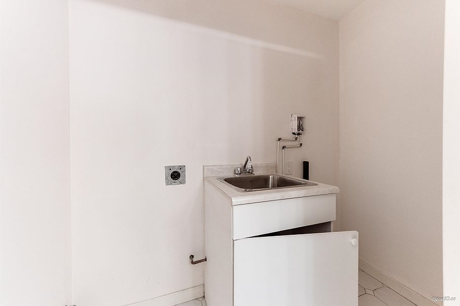 6633 Montgomery Street Vancouver, BC - 18