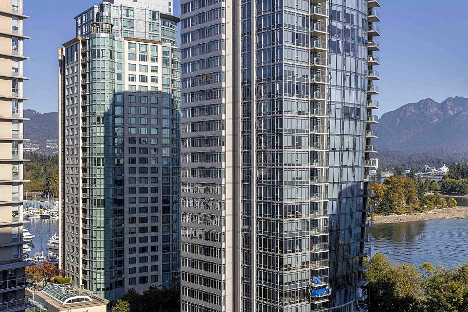 1505 1205 W Hastings Street Vancouver, BC - 11