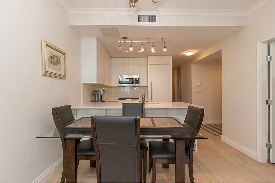 705 199 Victory Ship Way North Vancouver, BC - 8