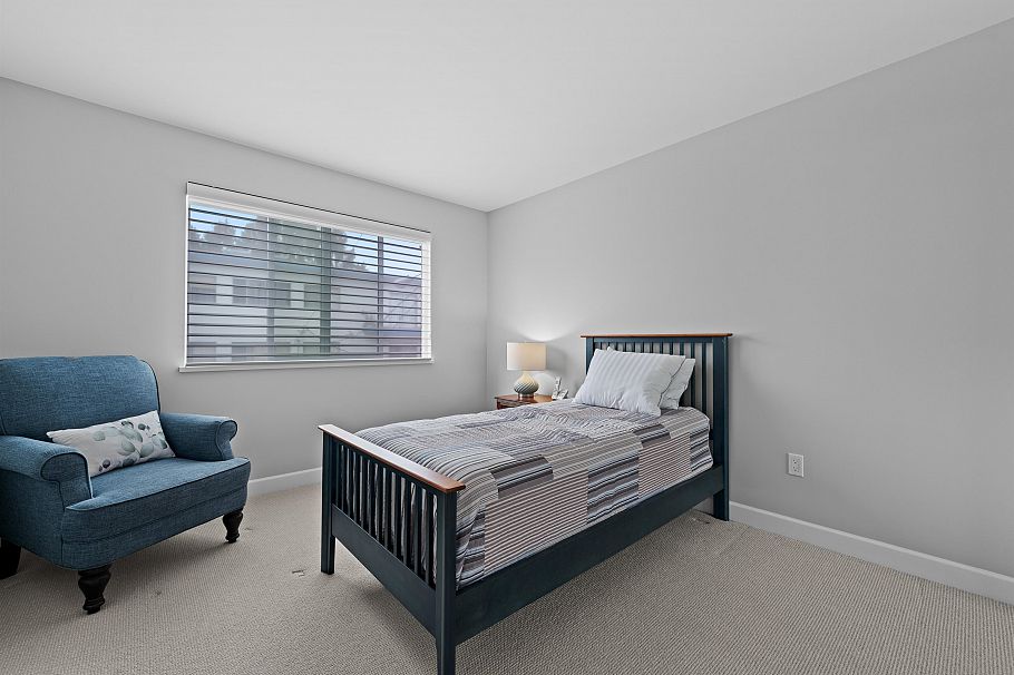 305 8775 Cartier Street Vancouver, BC - 9