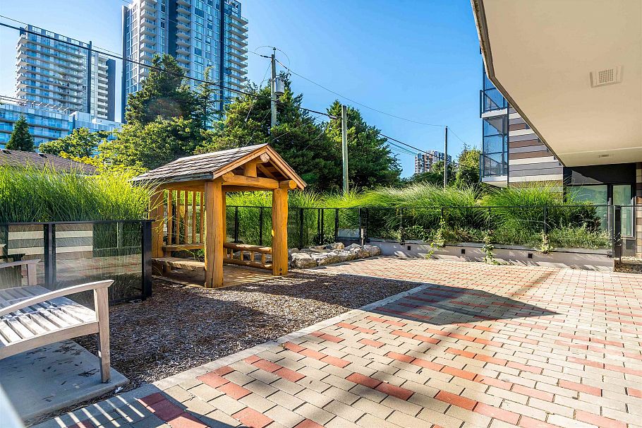 105 477 W 59th Avenue Vancouver, BC - 6