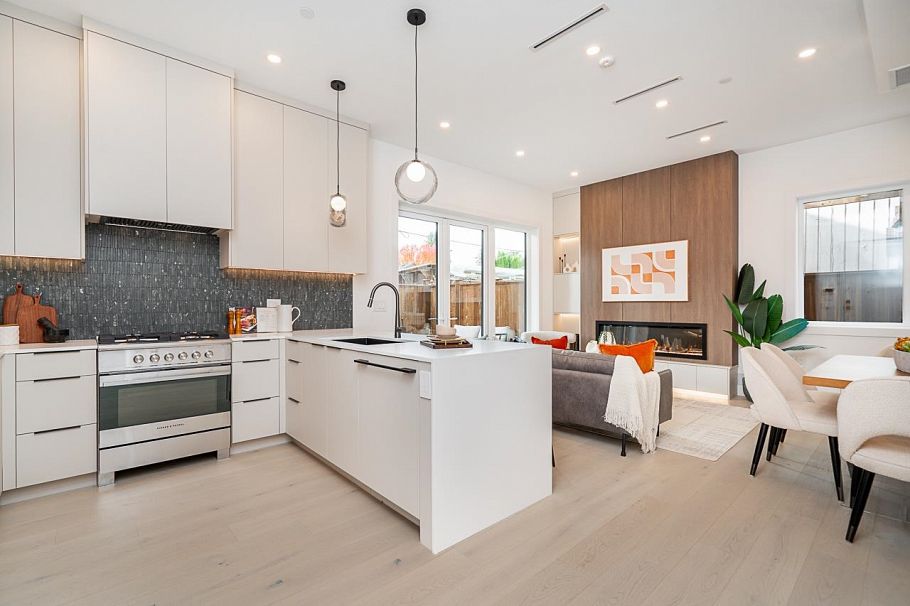 2 2460 Adanac Street Vancouver, BC - 10