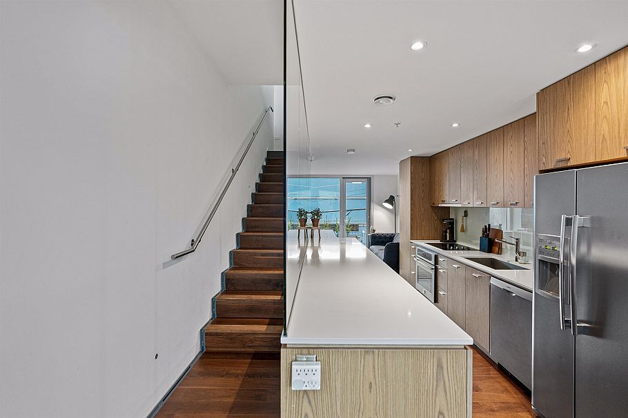 7 850 W 8th Avenue Vancouver, BC - 15