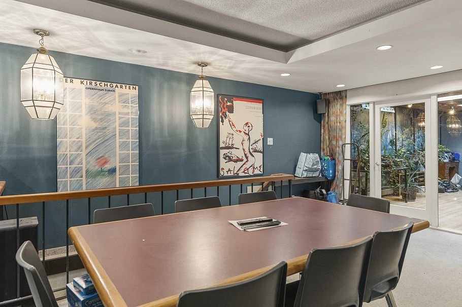 4564 W 11th Avenue Vancouver, BC - 8