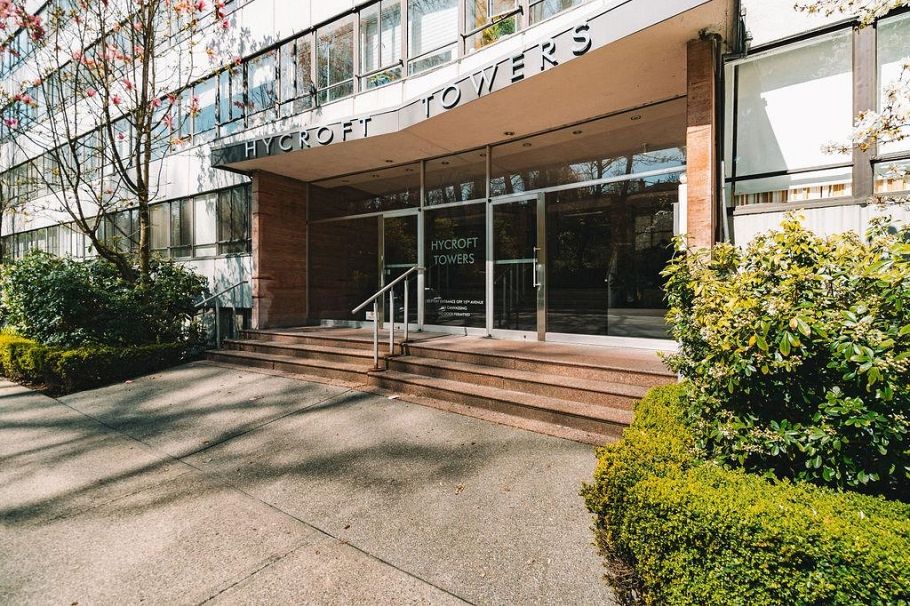 310 1445 Marpole Avenue Vancouver, BC - 3