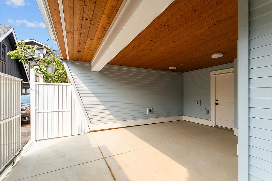 1926 William Street Vancouver, BC - 1