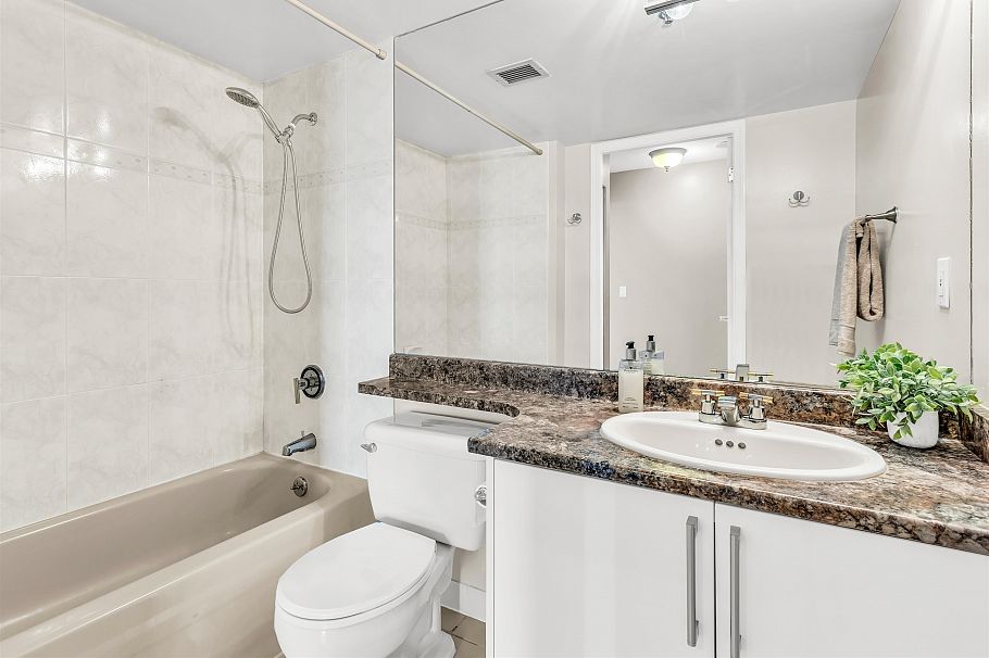 1802 289 Drake Street Vancouver, BC - 16