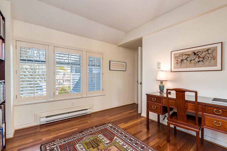 2352 W 7th Avenue Vancouver, BC - 23