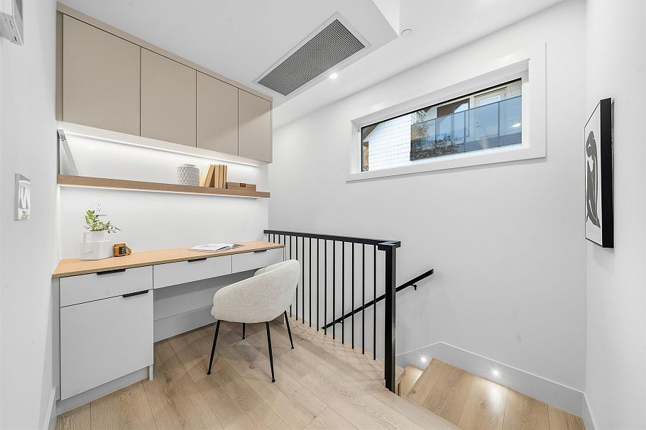 323 N Kamloops Street Vancouver, BC - 7