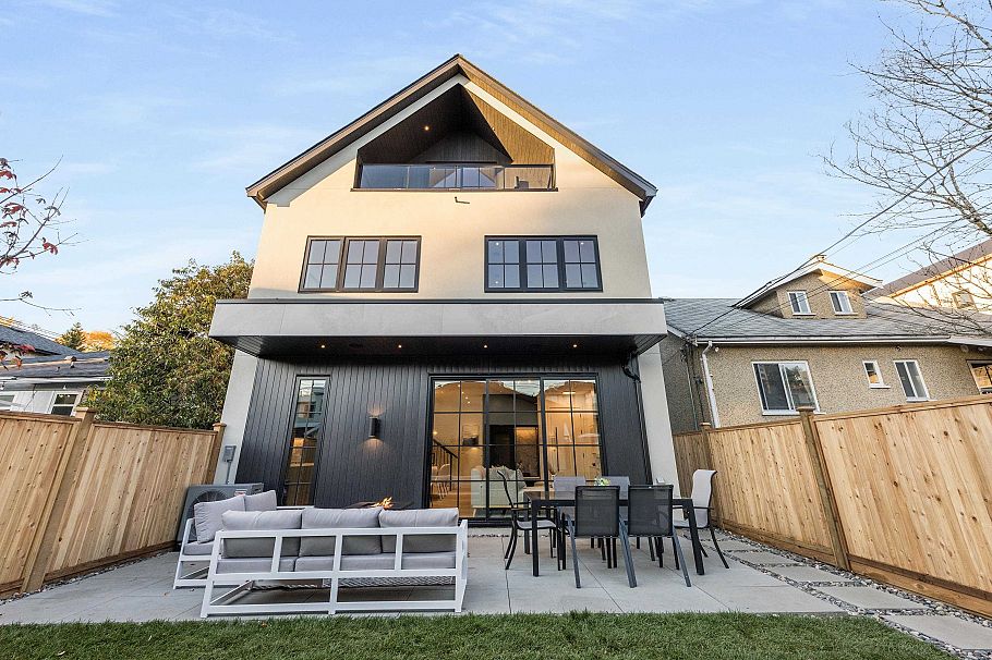 2 240 E 37th Avenue Vancouver, BC - 31