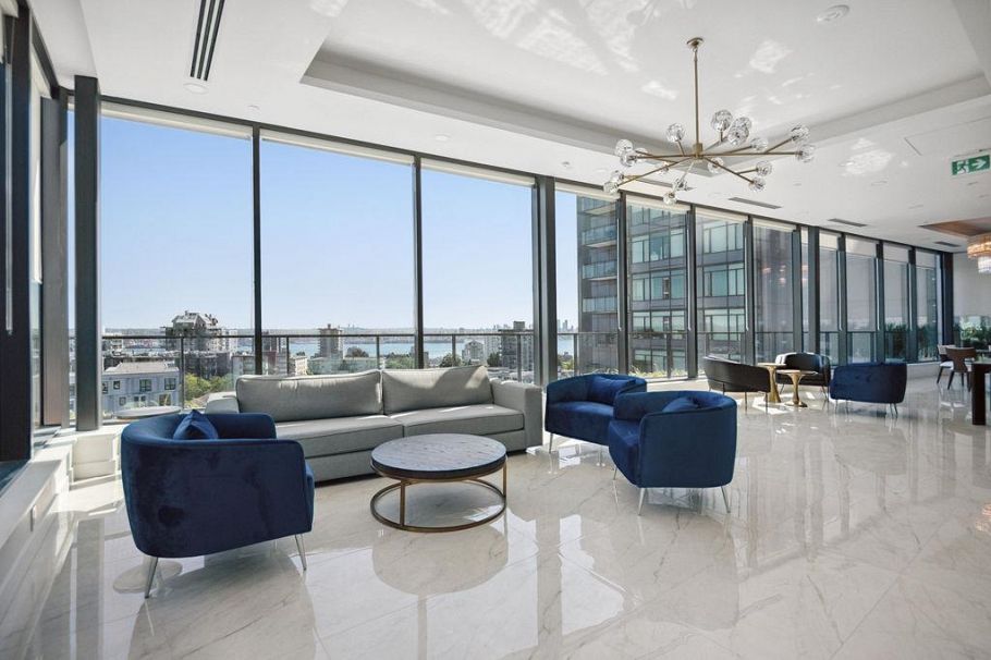 1004 135 E 13th Street North Vancouver, BC - 20