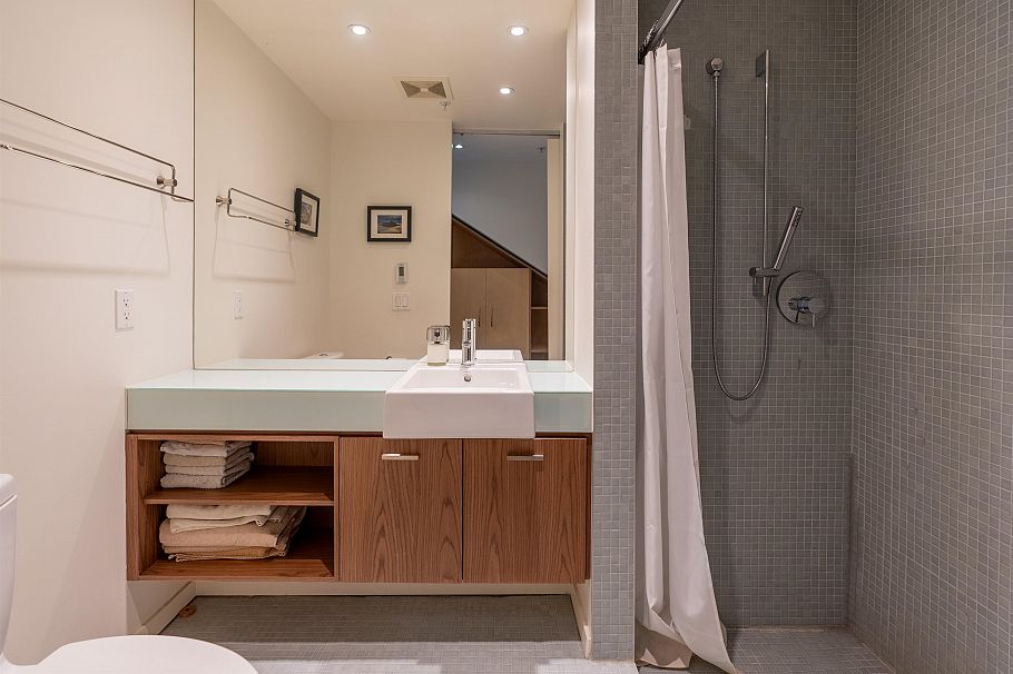 7 850 W 8th Avenue Vancouver, BC - 19