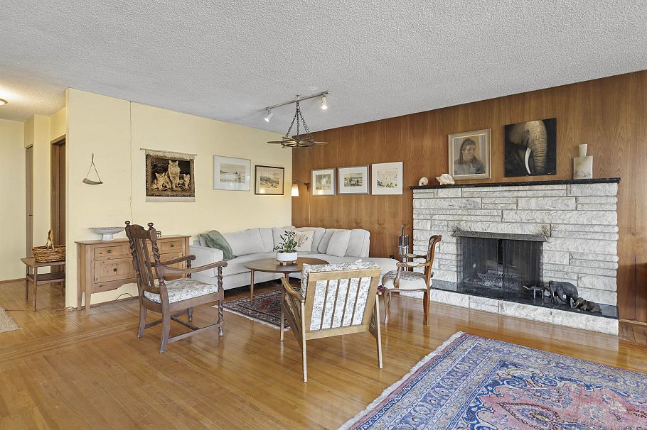 3555 Quadra Street Vancouver, BC - 10