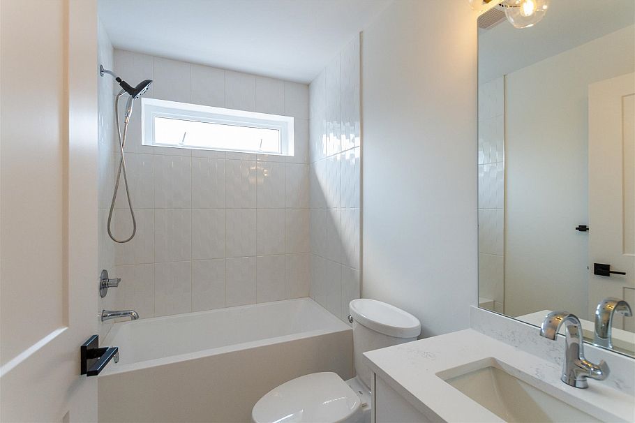 1926 William Street Vancouver, BC - 15