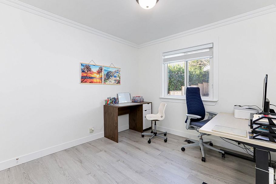 4254 Caddy Road North Vancouver, BC - 17