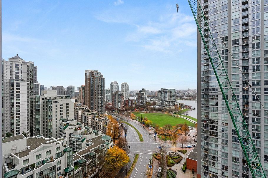 2108 1438 Richards Street Vancouver, BC - 15