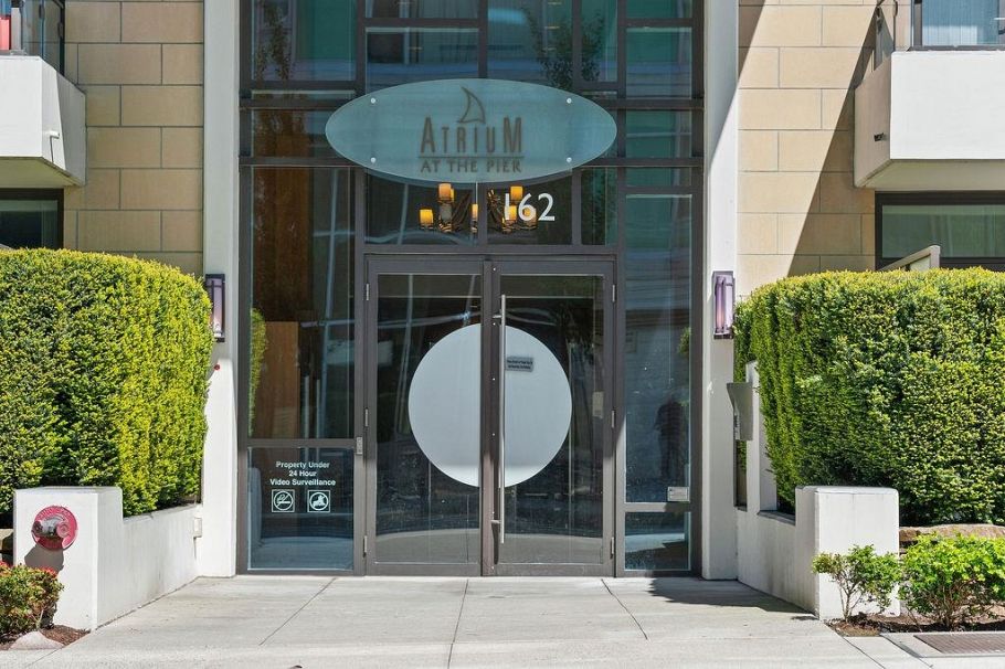 403 162 Victory Ship Way North Vancouver, BC - 2